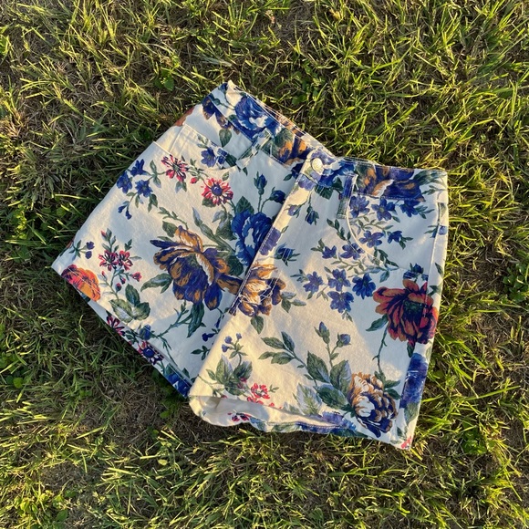 90s Vintage Breaker jeans sportswear floral high waist shorts - Picture 8 of 17